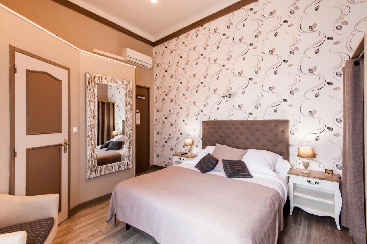 Hotel De Charme Le Provence Salon-de-Provence Exteriör bild